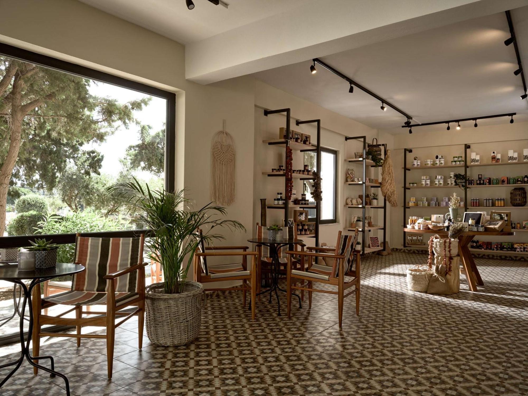 Numo Ierapetra Beach Resort Crete, Adults Only, Curio Collection Hilton Exteriör bild