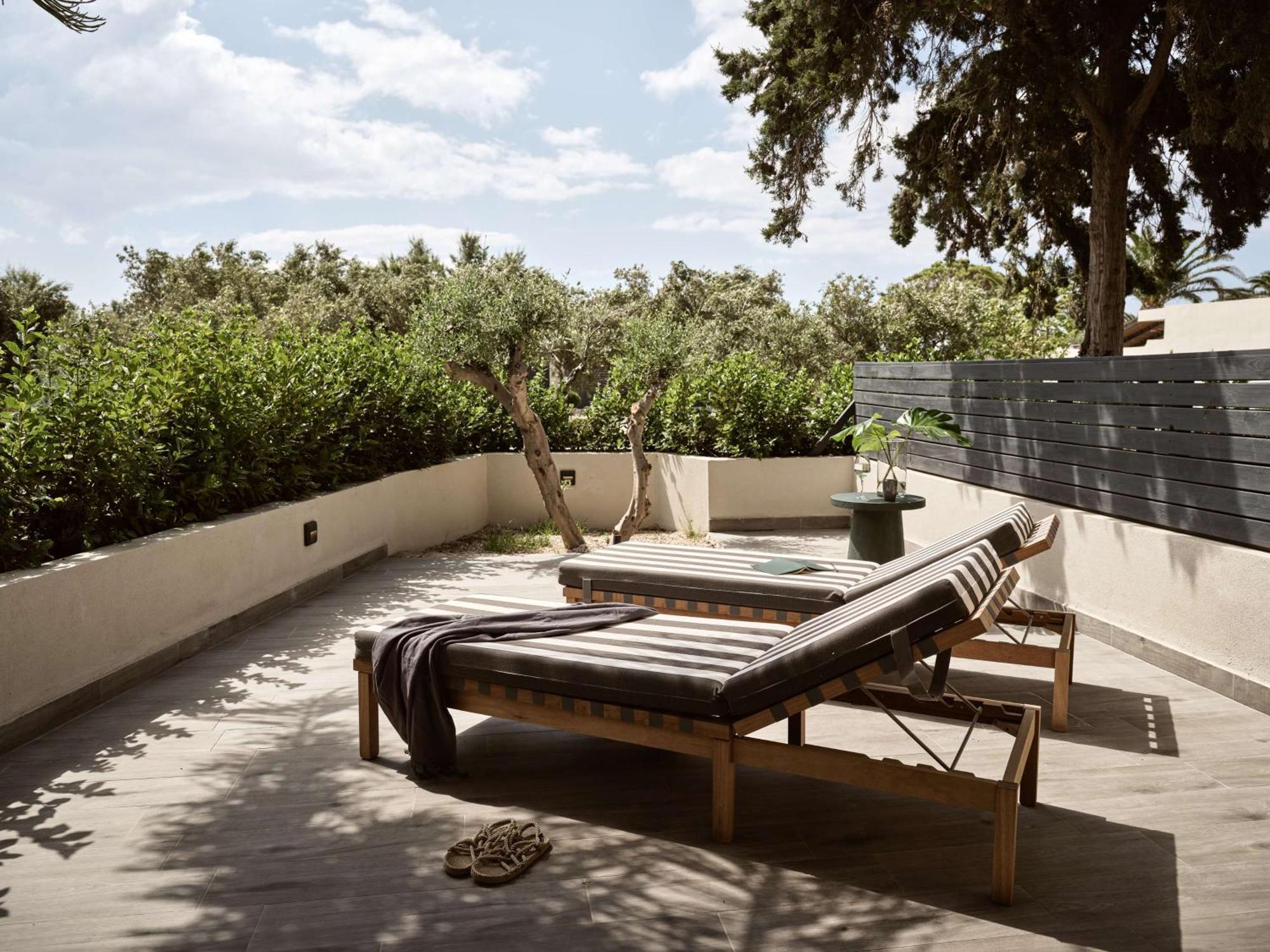 Numo Ierapetra Beach Resort Crete, Adults Only, Curio Collection Hilton Exteriör bild