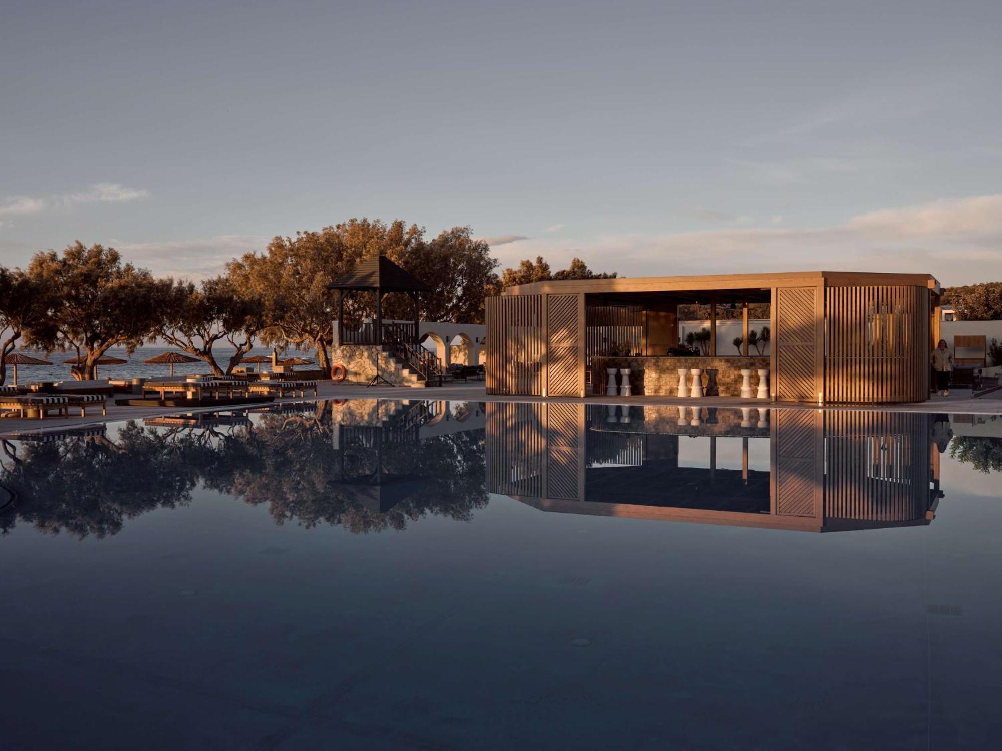Numo Ierapetra Beach Resort Crete, Adults Only, Curio Collection Hilton Exteriör bild